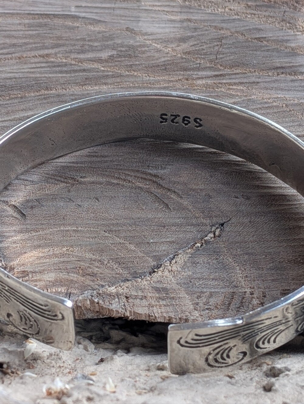 26g Sterling Silver Cuff Bracelet w/ 18K Gold Daisy Overlay NEW! - Picture 3 of 6